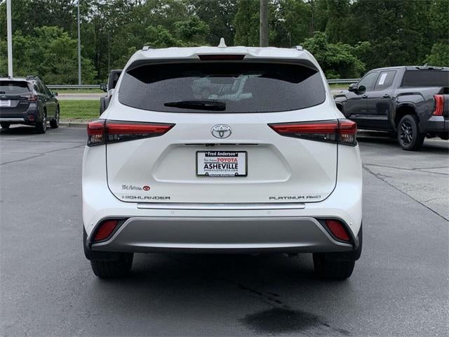 2021 Toyota Highlander Platinum