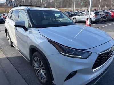2021 Toyota Highlander Platinum