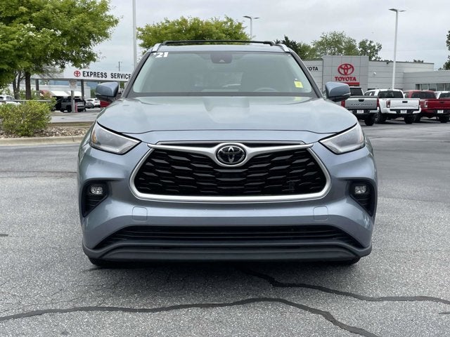 2021 Toyota HIGHLANDER XLE