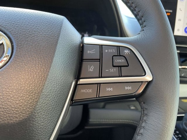 2025 Toyota Sienna XLE