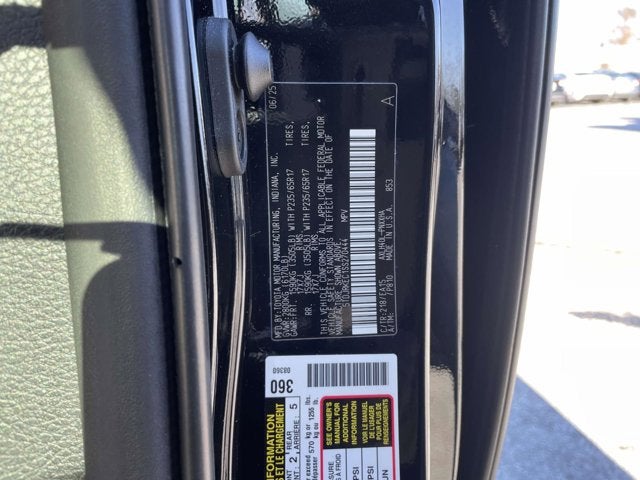 2025 Toyota Sienna XLE