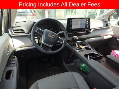 2024 Toyota Sienna XLE 7 Passenger