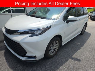 2024 Toyota Sienna XLE 7 Passenger