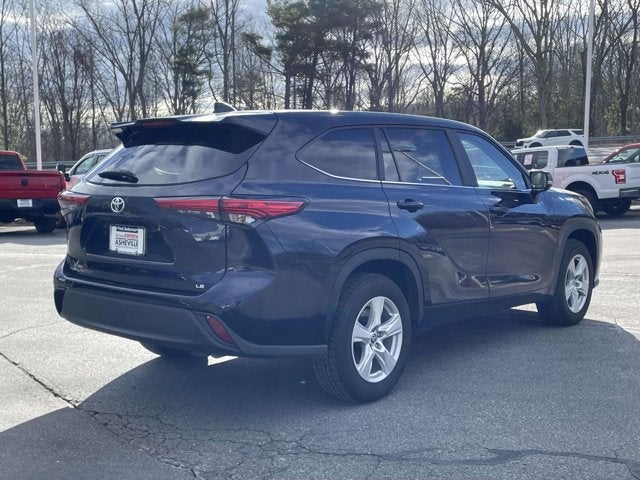 2023 Toyota Highlander LE