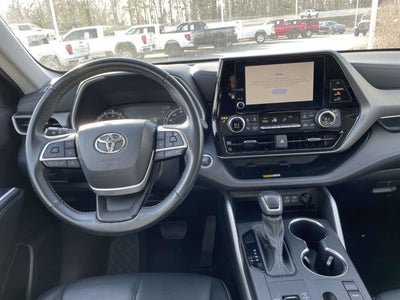 2024 Toyota Highlander XLE