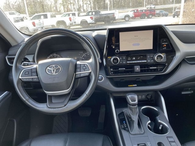 2024 Toyota Highlander XLE