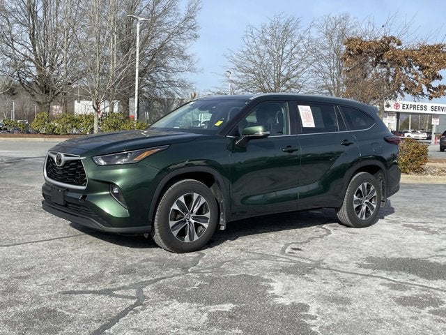 2024 Toyota Highlander XLE