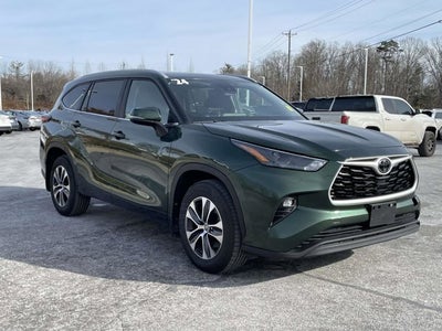 2024 Toyota Highlander XLE