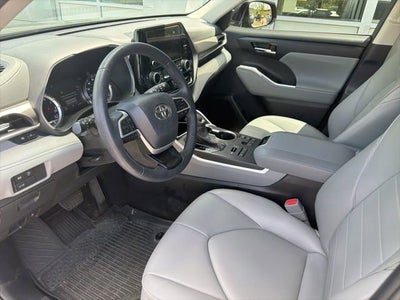 2024 Toyota Highlander XLE