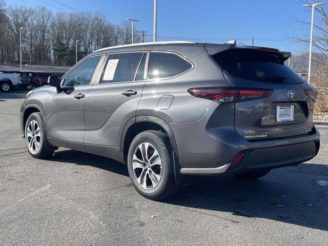2024 Toyota Highlander XLE