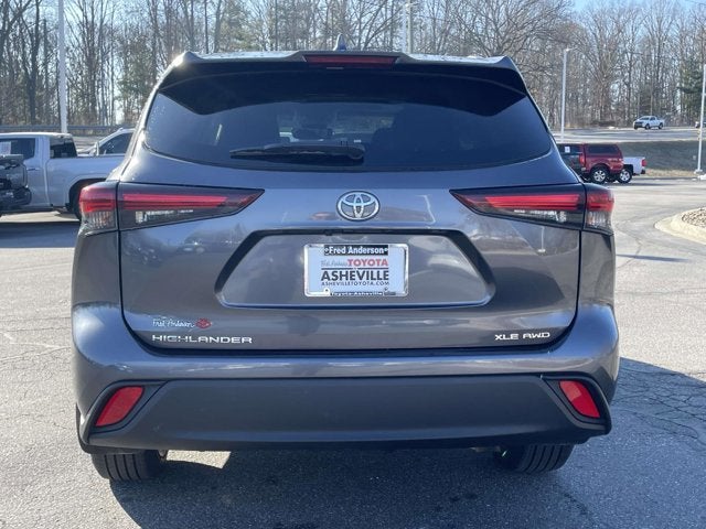 2024 Toyota Highlander XLE