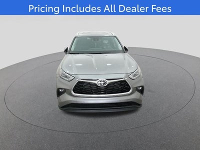 2026 Toyota Highlander Base