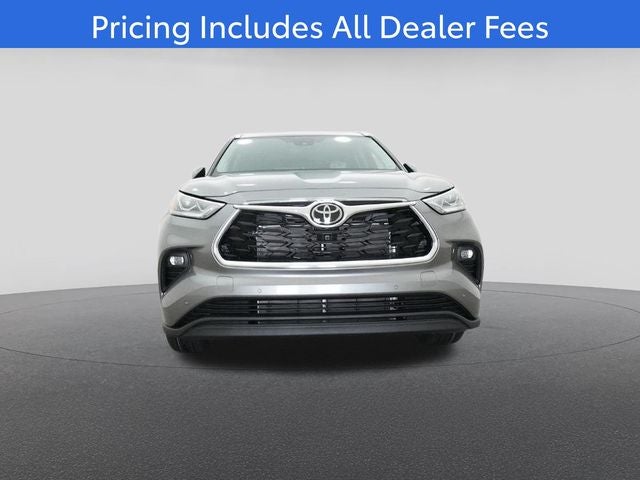 2026 Toyota Highlander Base