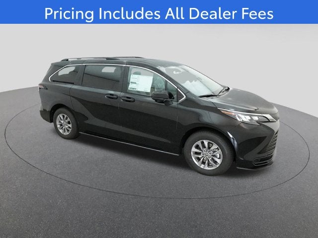 2026 Toyota Sienna LE 8 Passenger