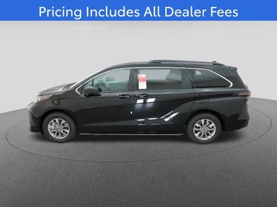 2026 Toyota Sienna LE 8 Passenger