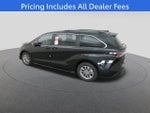 2026 Toyota Sienna LE 8 Passenger