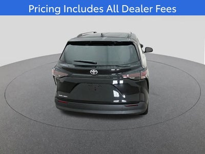 2026 Toyota Sienna LE 8 Passenger