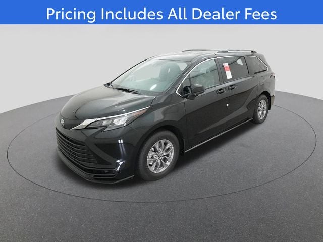 2026 Toyota Sienna LE 8 Passenger
