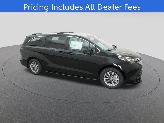 2026 Toyota Sienna LE 8 Passenger