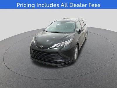 2026 Toyota Sienna LE 8 Passenger