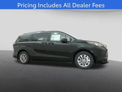 2026 Toyota Sienna LE 8 Passenger