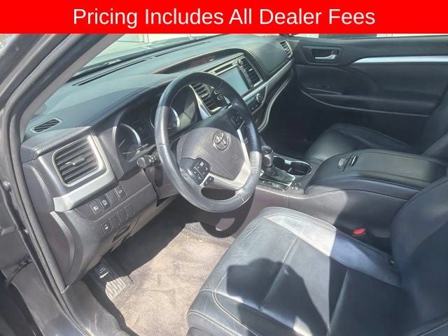 2017 Toyota Highlander Base