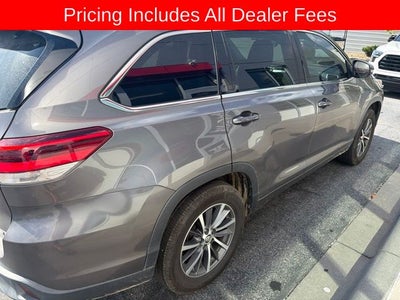 2017 Toyota Highlander Base
