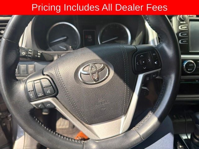 2017 Toyota Highlander Base