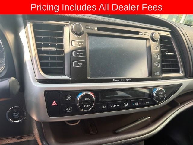 2017 Toyota Highlander Base