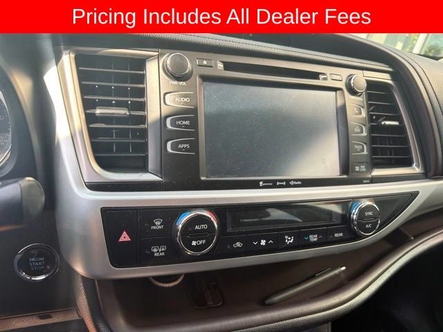 2017 Toyota Highlander Base