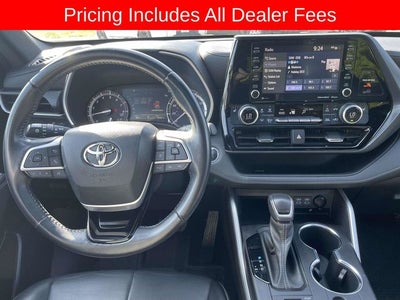 2022 Toyota Highlander XSE
