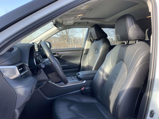 2023 Toyota Highlander Hybrid Limited