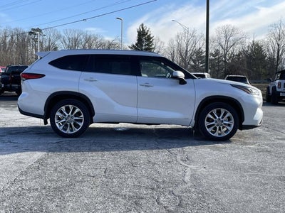 2023 Toyota Highlander Hybrid Limited