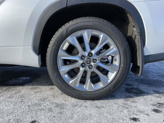 2023 Toyota Highlander Hybrid Limited