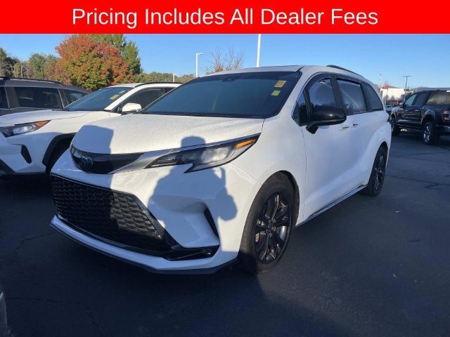 2023 Toyota Sienna XSE 7 Passenger