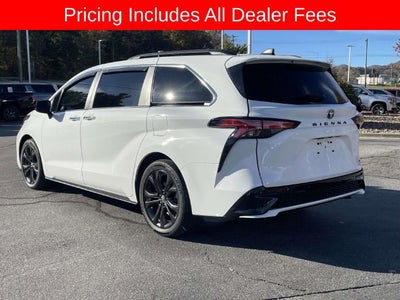 2023 Toyota Sienna XSE 7 Passenger