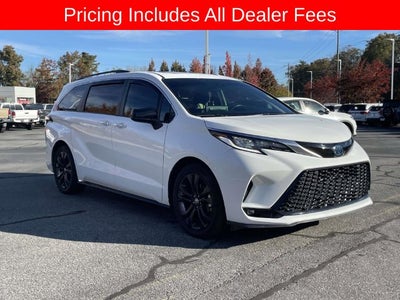 2023 Toyota Sienna XSE 7 Passenger