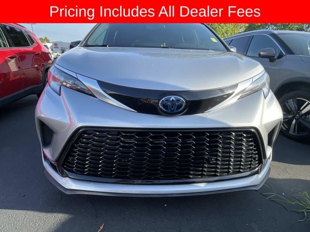 2022 Toyota Sienna XSE 7 Passenger