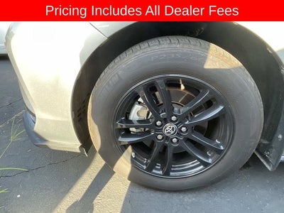 2022 Toyota Sienna XSE 7 Passenger