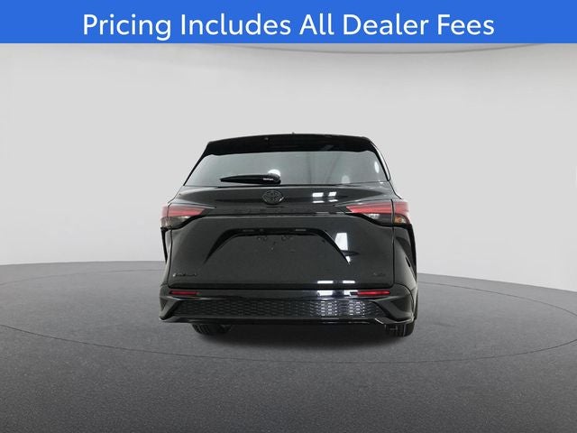 2026 Toyota Sienna XSE 7 Passenger