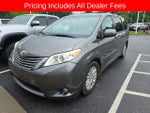 2014 Toyota SIENNA XLE 3.5L XLE 8 Passenger