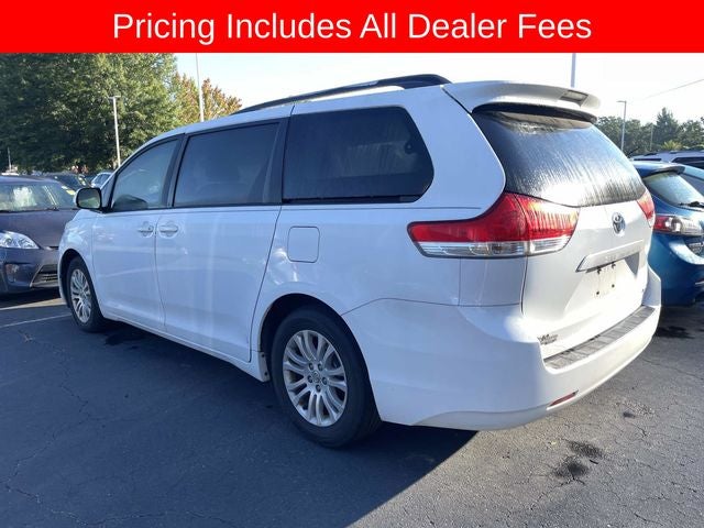 2013 Toyota SIENNA XLE 3.5L XLE 8 Passenger