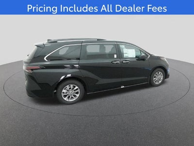 2026 Toyota Sienna XLE 8 Passenger