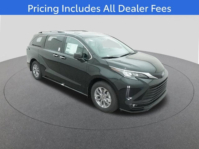 2026 Toyota Sienna XLE 8 Passenger