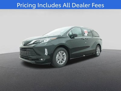 2026 Toyota Sienna XLE 8 Passenger