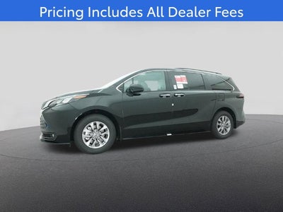 2026 Toyota Sienna XLE 8 Passenger