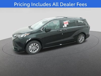 2026 Toyota Sienna XLE 8 Passenger