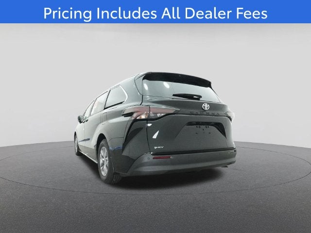 2026 Toyota Sienna XLE 8 Passenger