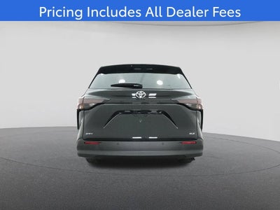 2026 Toyota Sienna XLE 8 Passenger