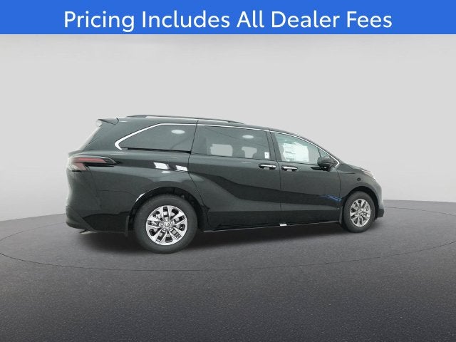 2026 Toyota Sienna XLE 8 Passenger